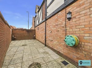 Courtyard - click for photo gallery